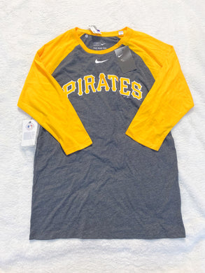Pirates Nike Long Sleeve T-Shirt Size Medium * - Plato's Closet Parkersburg, WV