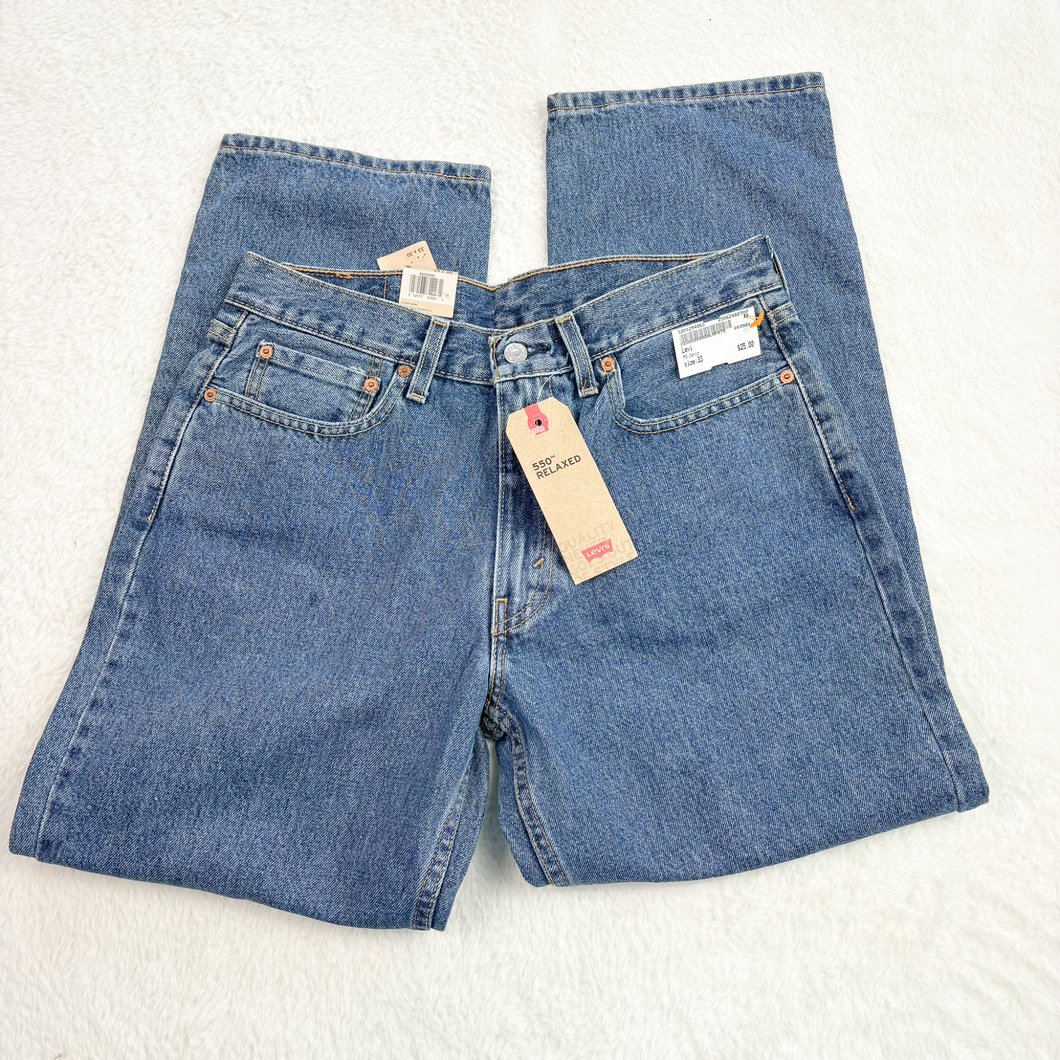 Levi Denim Size 33X30 *