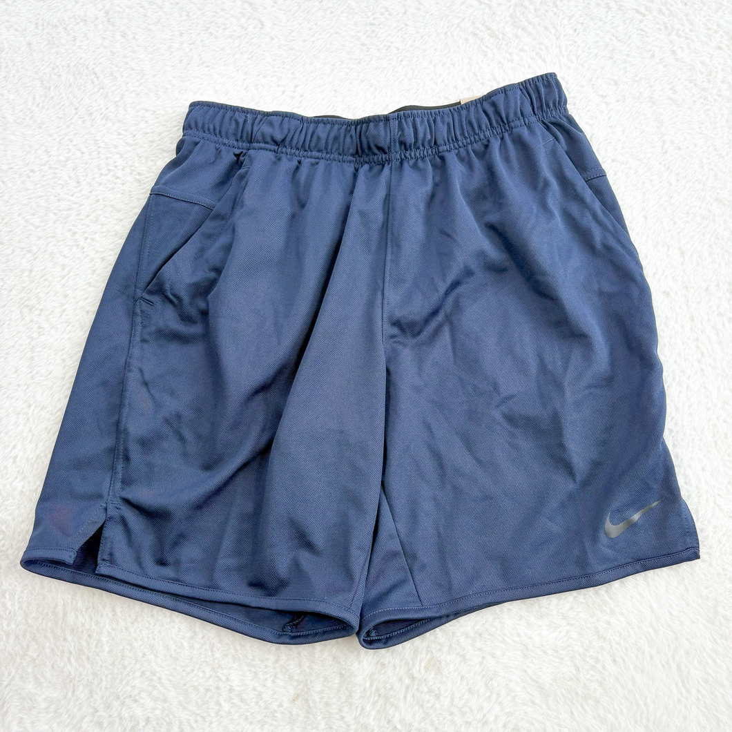 Nike Shorts Size Small P0013