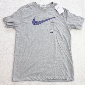 Nike T-shirt Size Large P0048