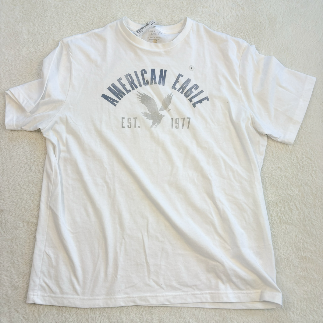 American Eagle T-shirt Size Large P0535