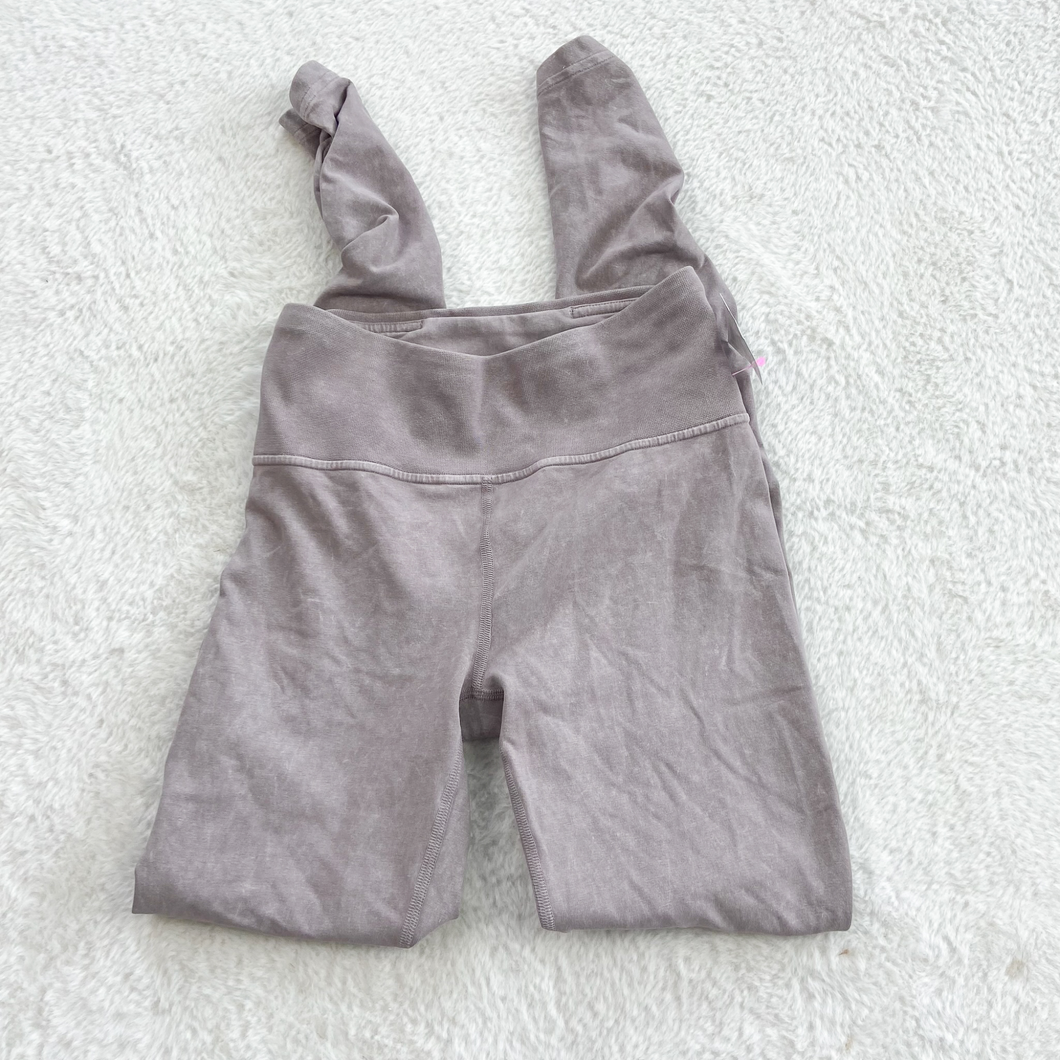 Lulu Lemon Athletic Pants Size Small *