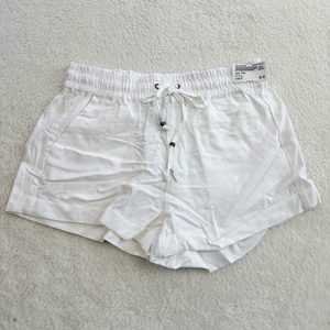 Love Tree Shorts Size Medium *