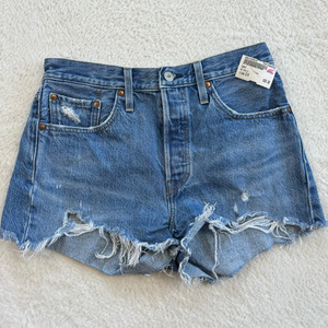 Levi Shorts Size 3/4 *