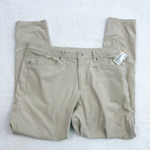 Lulu Lemon Khakis Size 34 *