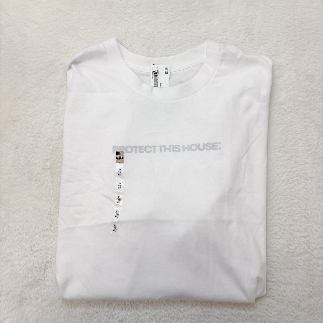 Under Armour T-shirt Size Extra Large P0554