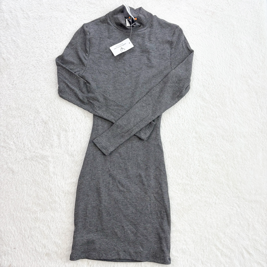 Windsor Dress Size Small *
