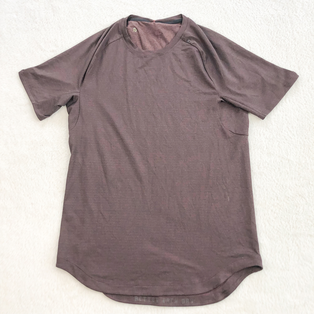 Lulu Lemon Athletic Top Size Large P0346
