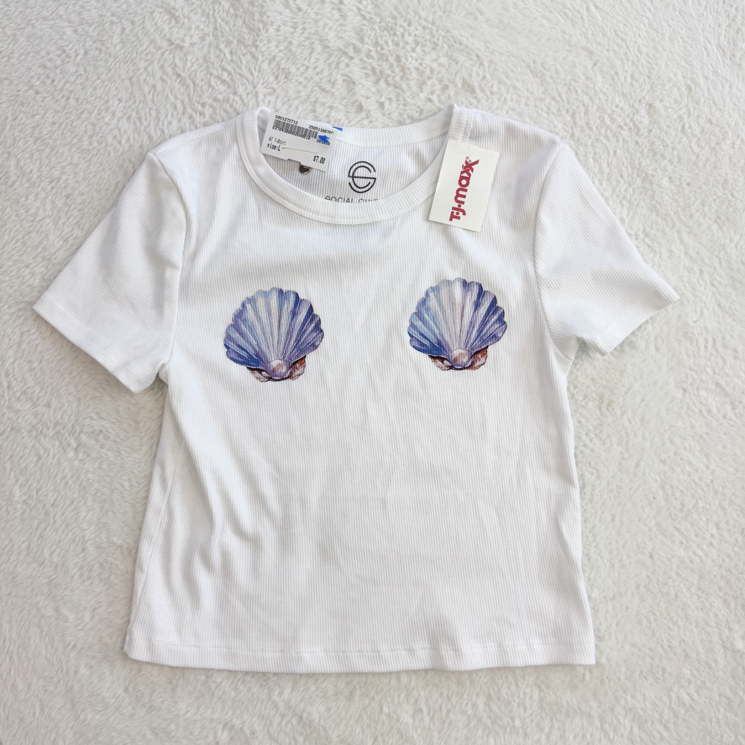 T-Shirt Size Large *