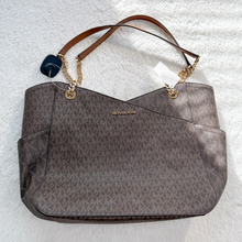 Load image into Gallery viewer, Michael Kors Purse P0319
