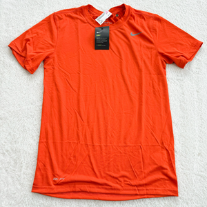 Nike T-shirt Size Small *