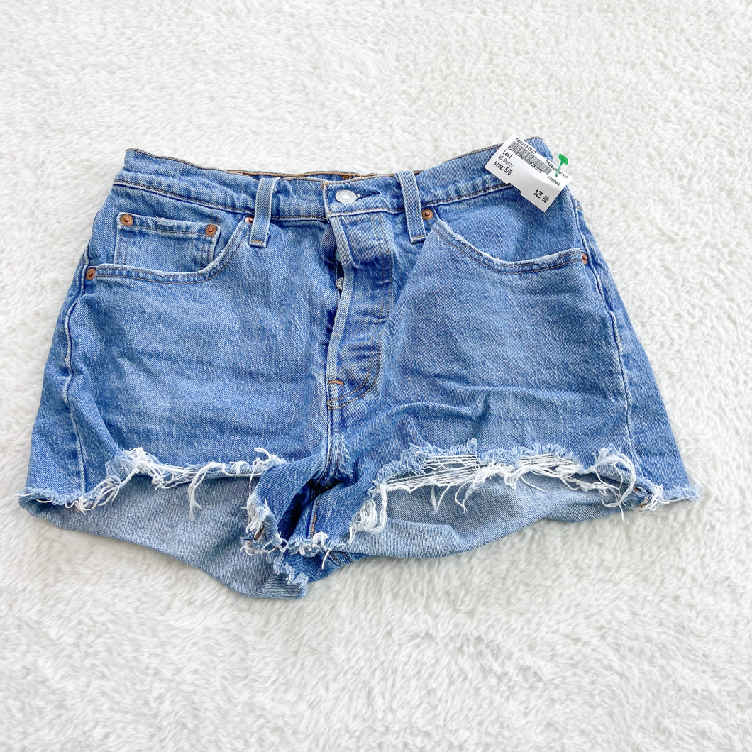 Levi Shorts Size 5/6 P0339