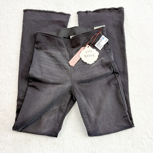Knox Rose Denim Size 2 (26) *