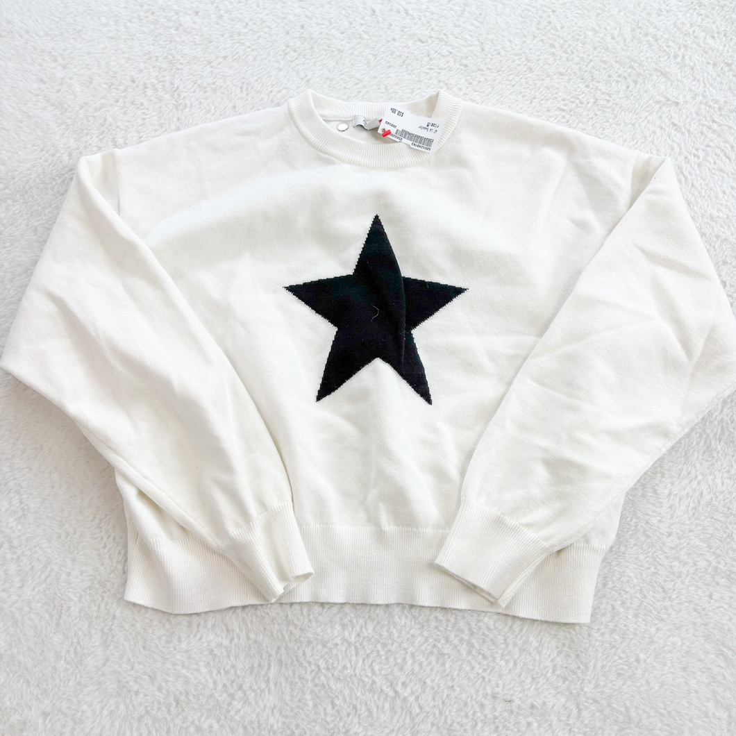 Sweater Size Medium *