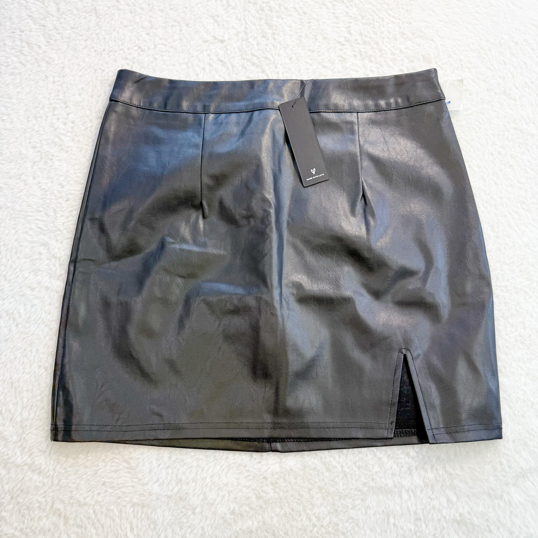 Lulus Short Skirt Size Medium P0212
