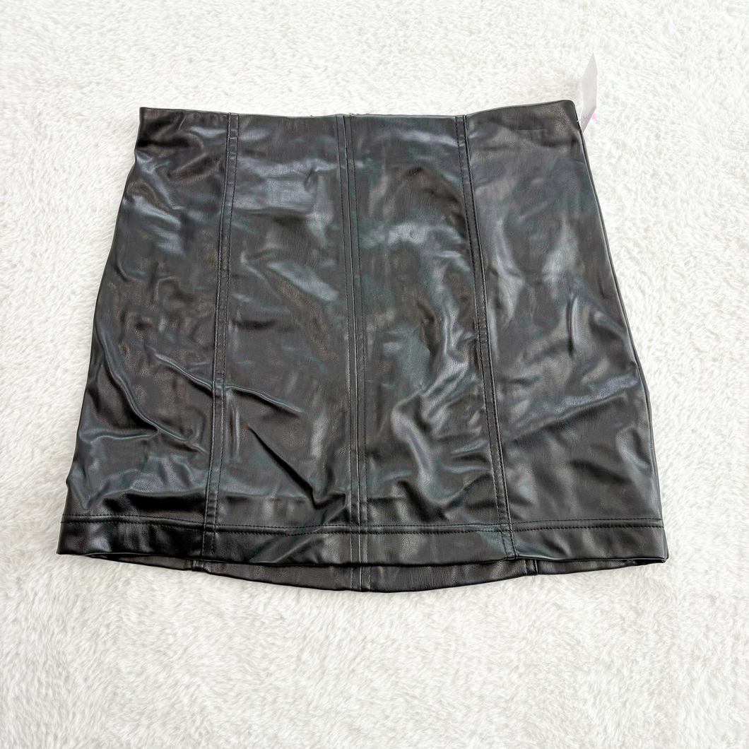 Tinseltown Short Skirt Size Large P0493