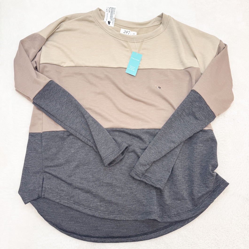 Maurices Long Sleeve T-Shirt Size Medium P0452