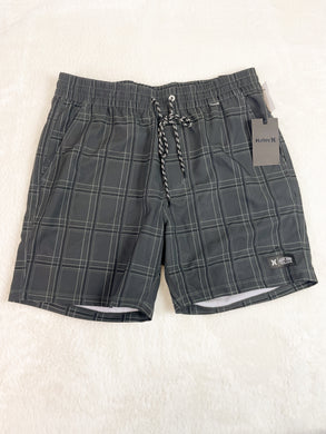 Hurley Athletic Shorts Size Small * - Plato's Closet Parkersburg, WV