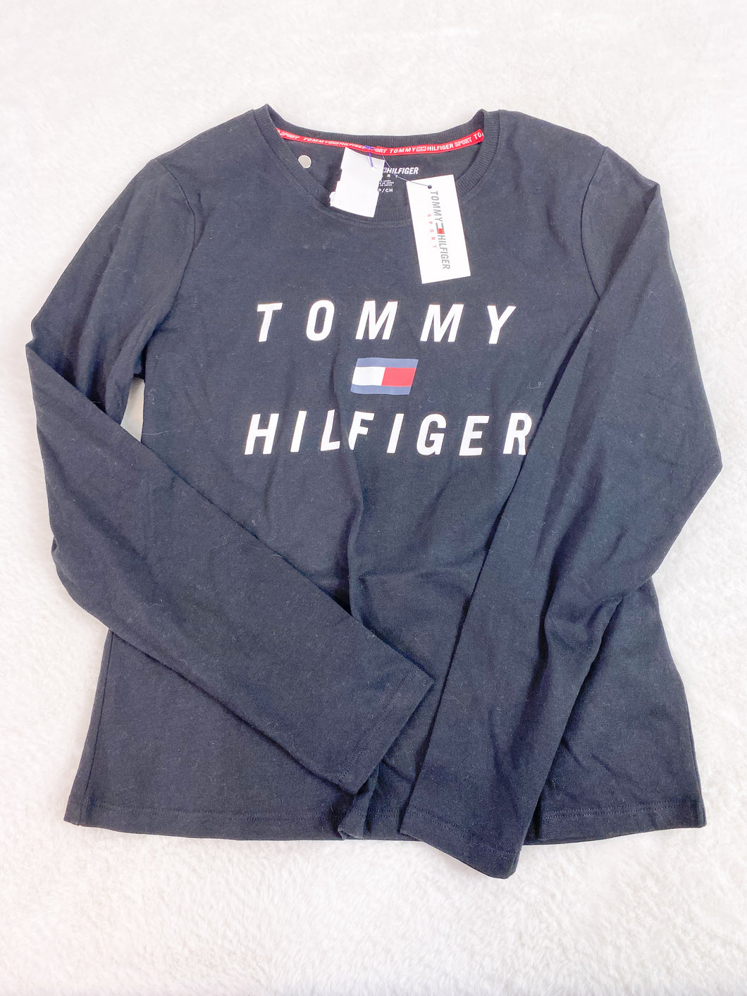 Tommy Hilfiger Long Sleeve T-Shirt Size Small *