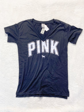Pink By Victoria's Secret T-Shirt Size Extra Small * - Plato's Closet Parkersburg, WV
