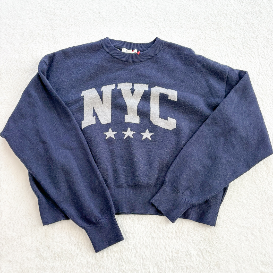 Sweater Size Medium *