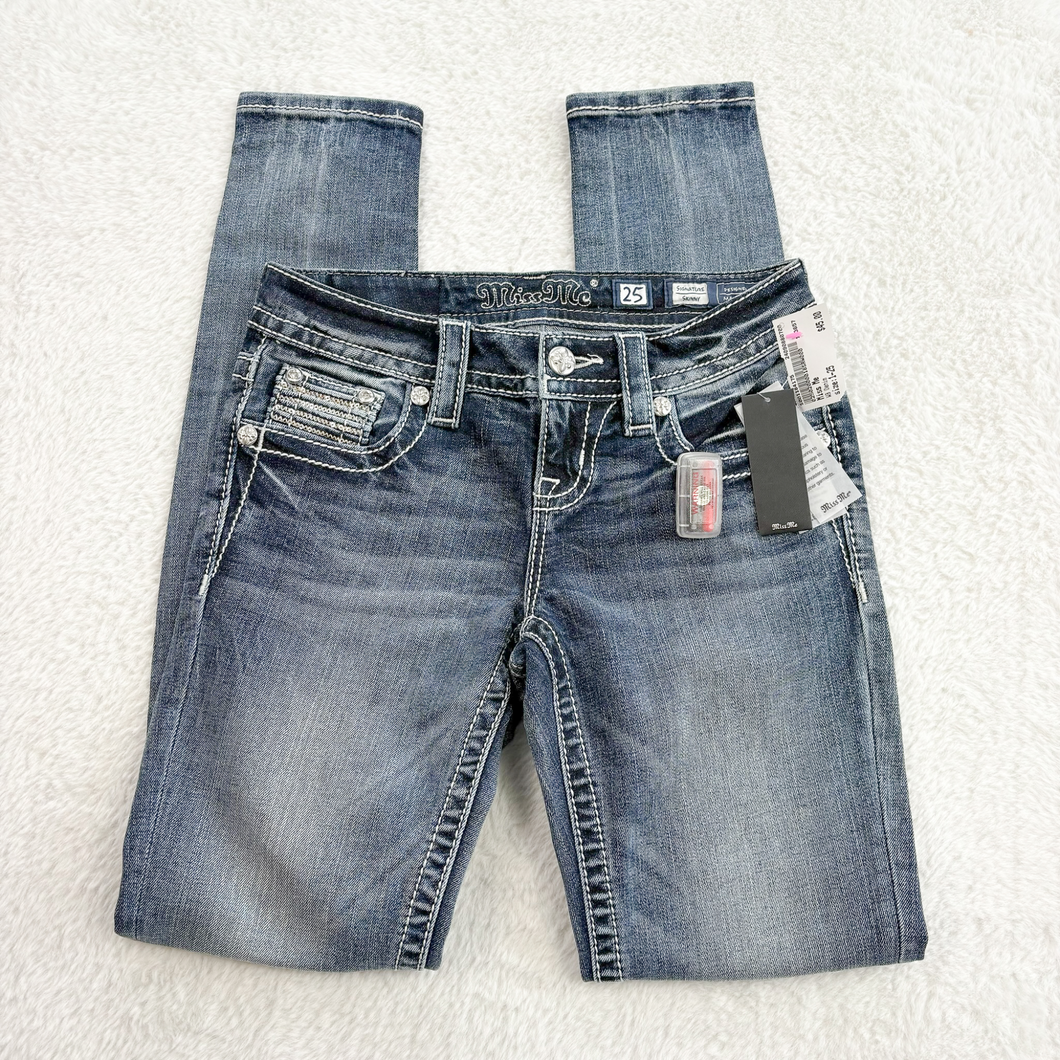 Miss Me Denim Size 1 (25) P0197