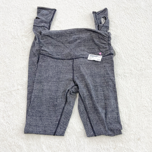 Lulu Lemon Athletic Pants Size Medium *