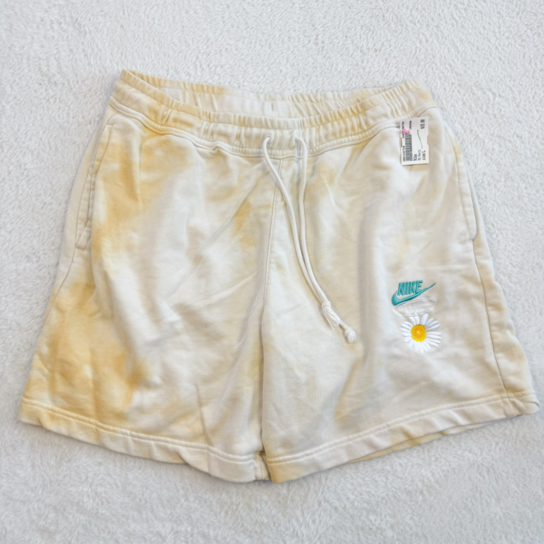 Nike Shorts Size Large *