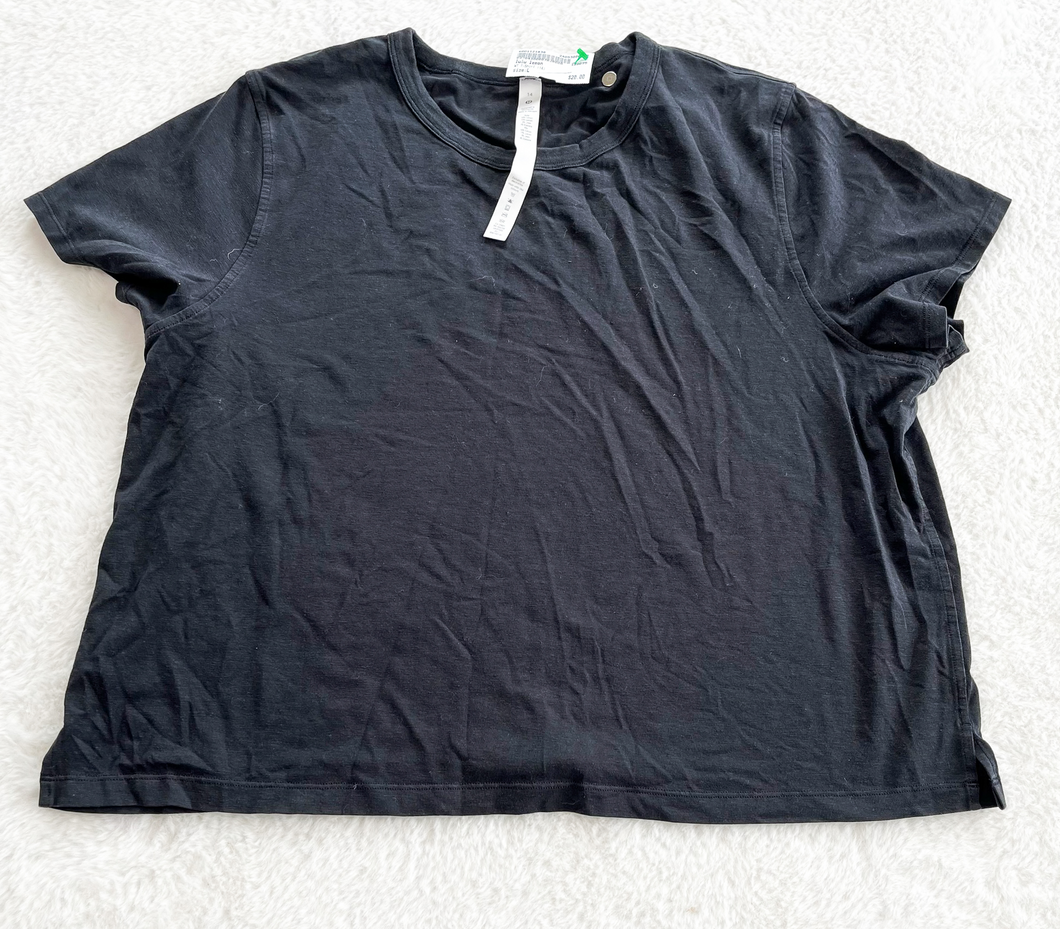 Lulu Lemon T-Shirt Size Large (14) *