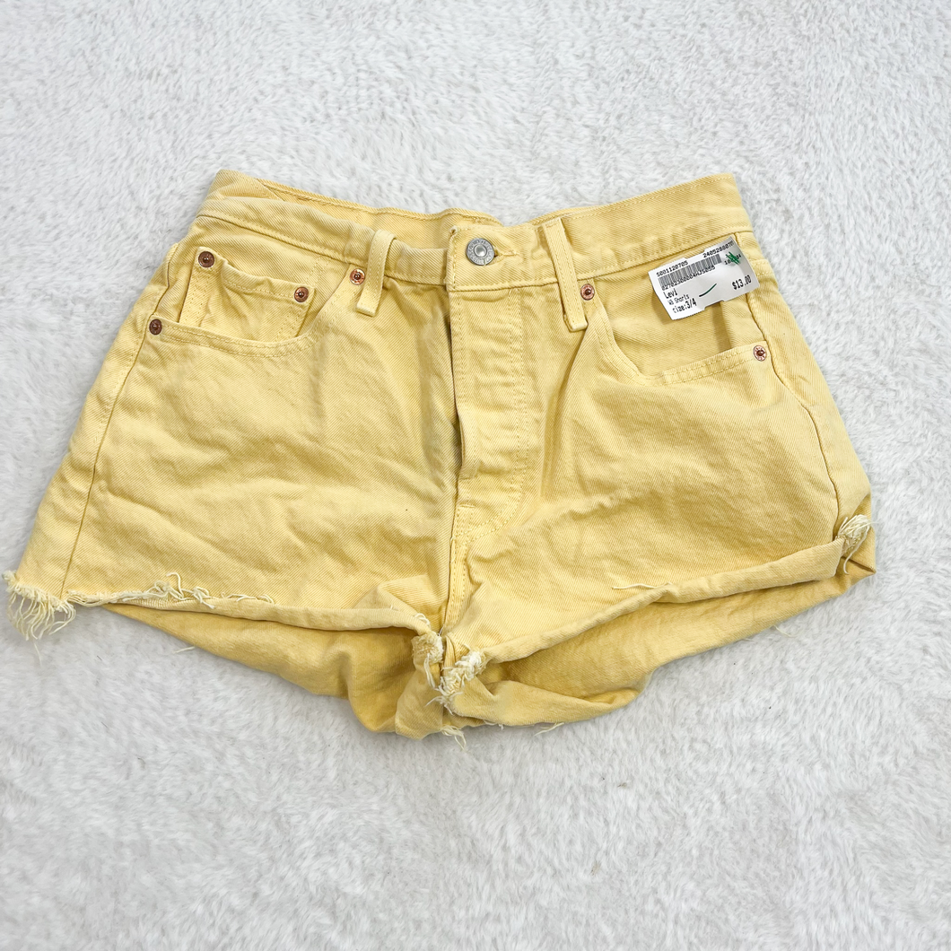 Levi Shorts Size 3/4 *