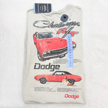 Load image into Gallery viewer, T-shirt Size Large P0042
