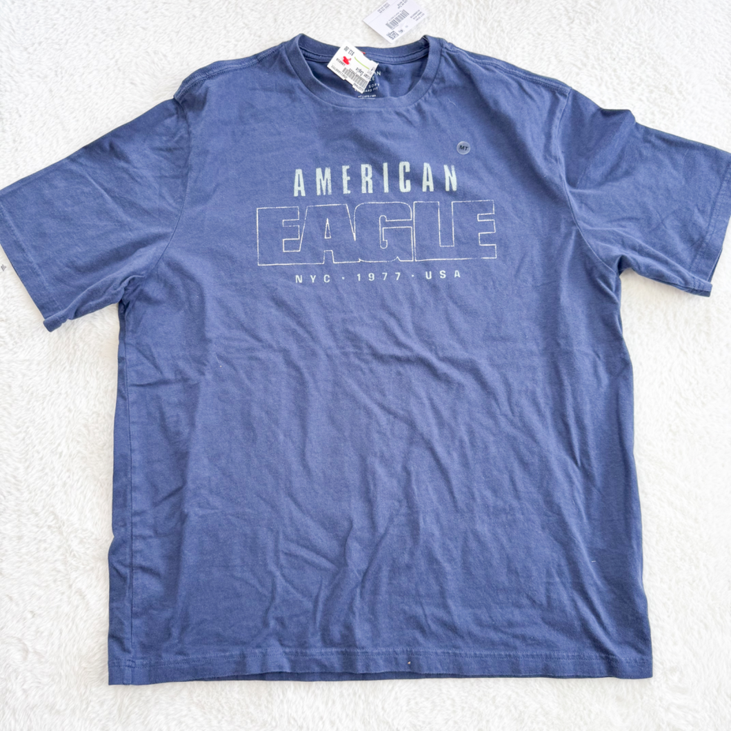 American Eagle T-shirt Size Medium P0518