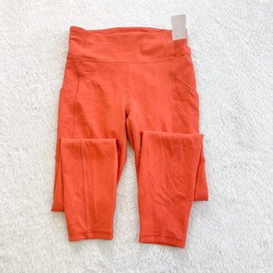 Lulu Lemon Athletic Pants Size Small *