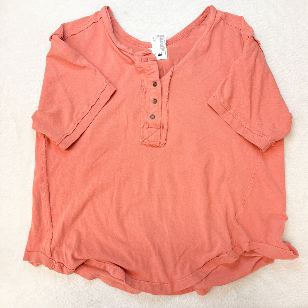 Bke T-Shirt Size Medium P0561