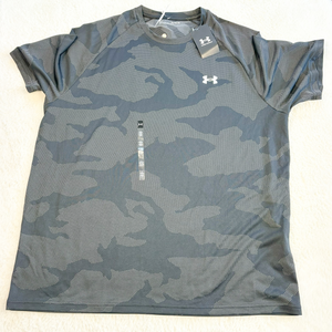 Under Armour T-shirt Size Extra Large P0128