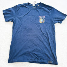 Load image into Gallery viewer, Sullen T-shirt Size Large *
