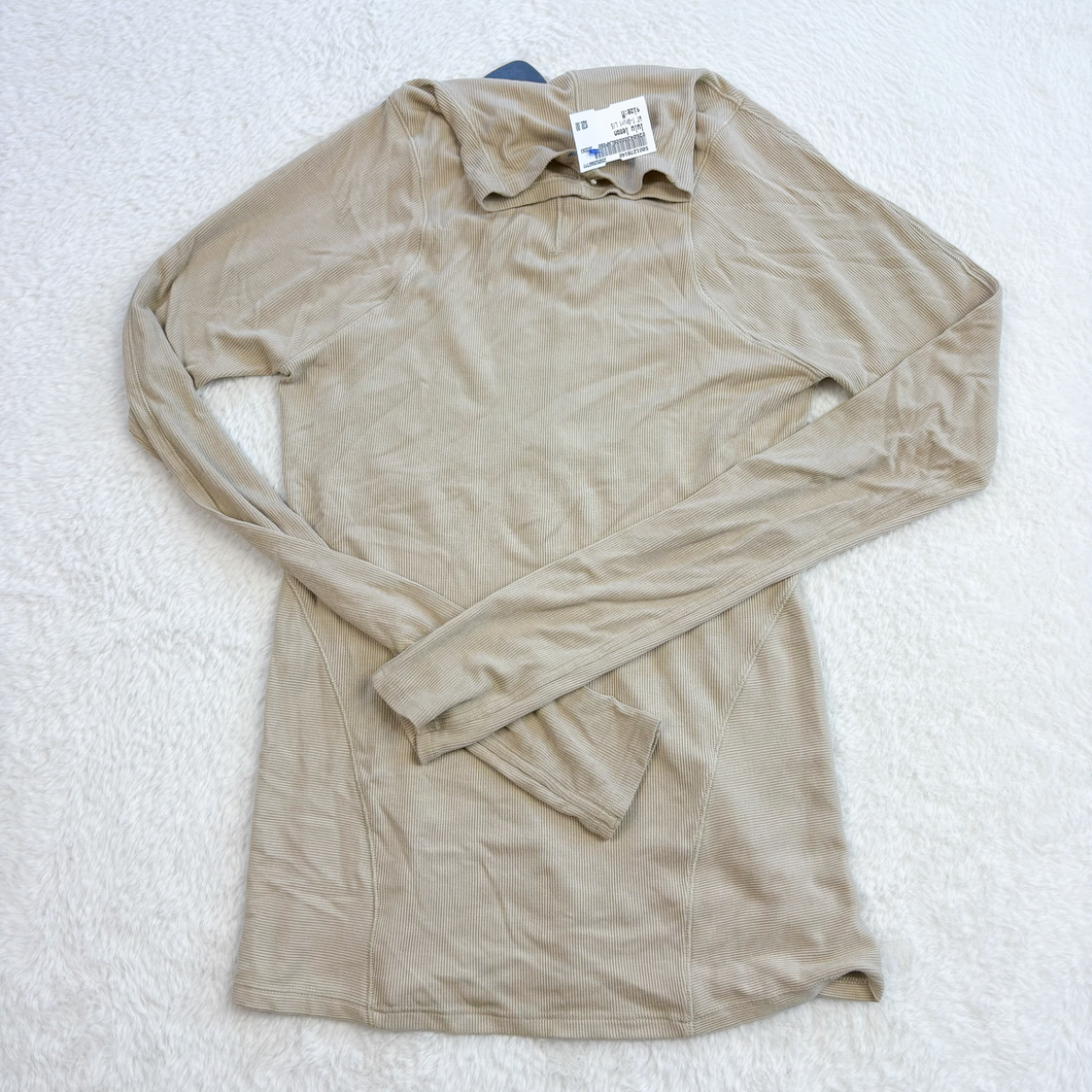 Lulu Lemon Long Sleeve T-Shirt Size Medium *