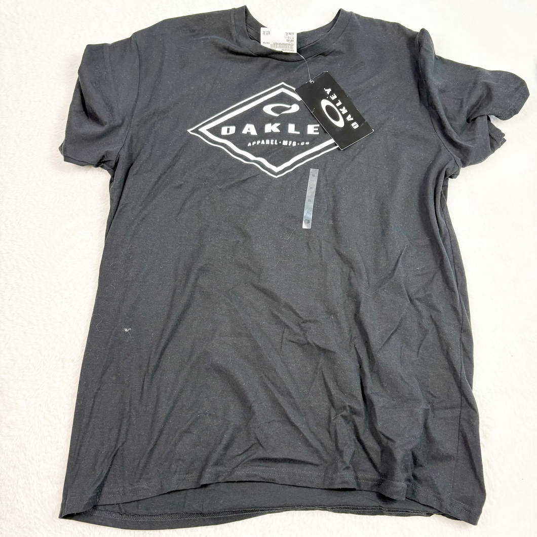 Oakley T-shirt Size Extra Large P0038