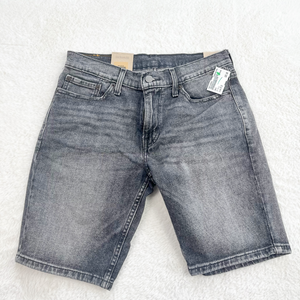 Levi Shorts Size 9/10 *