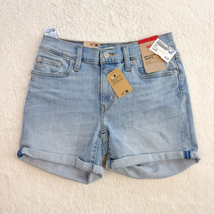 Levi Shorts Size 00 *