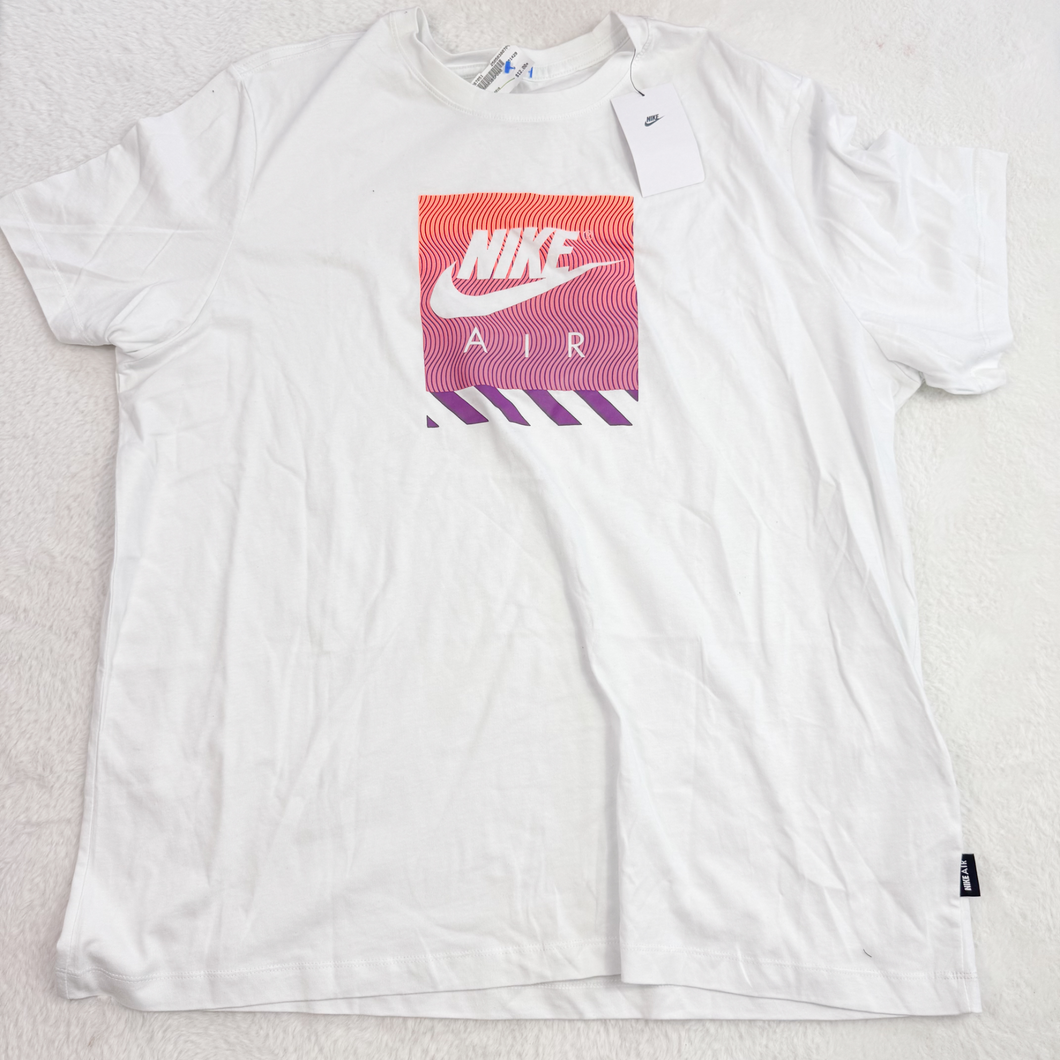 Nike Athletic Top Size XXL *