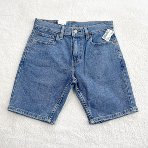 Levi Shorts Size 9/10 *