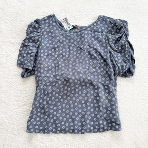 Abercrombie & Fitch Short Sleeve Top Size Medium *