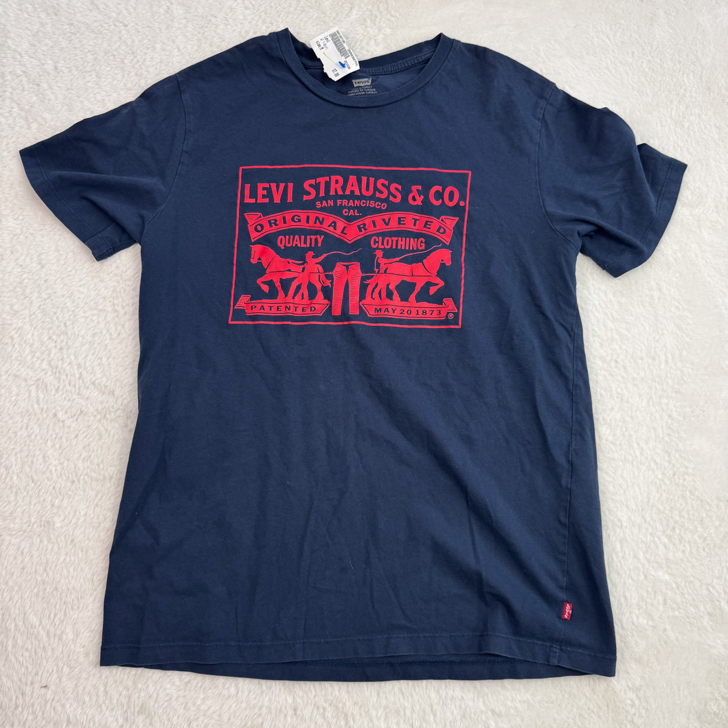 Levi T-Shirt Size Medium P0079