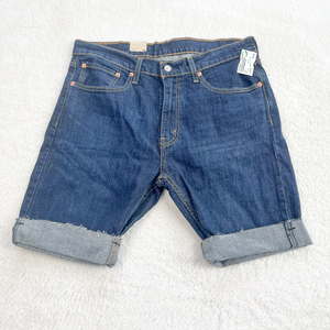 Levi Shorts Size 34 *