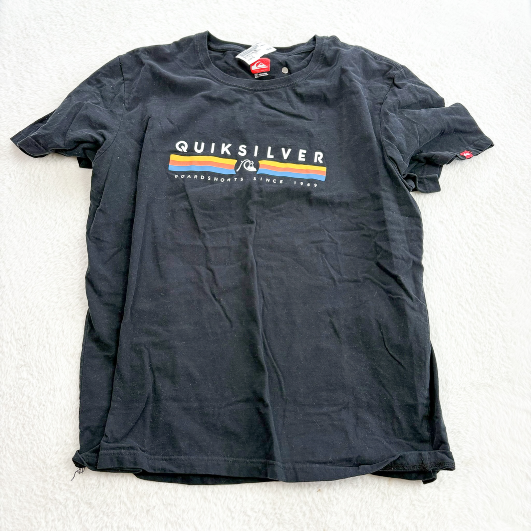 Quicksilver T-shirt Size Extra Large P0430