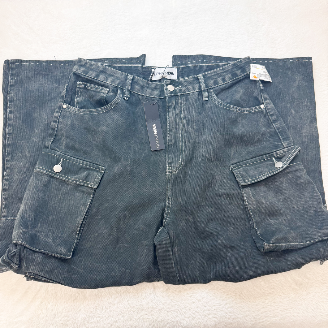 Fashion Nova Denim Size 15/16 (34) P0546
