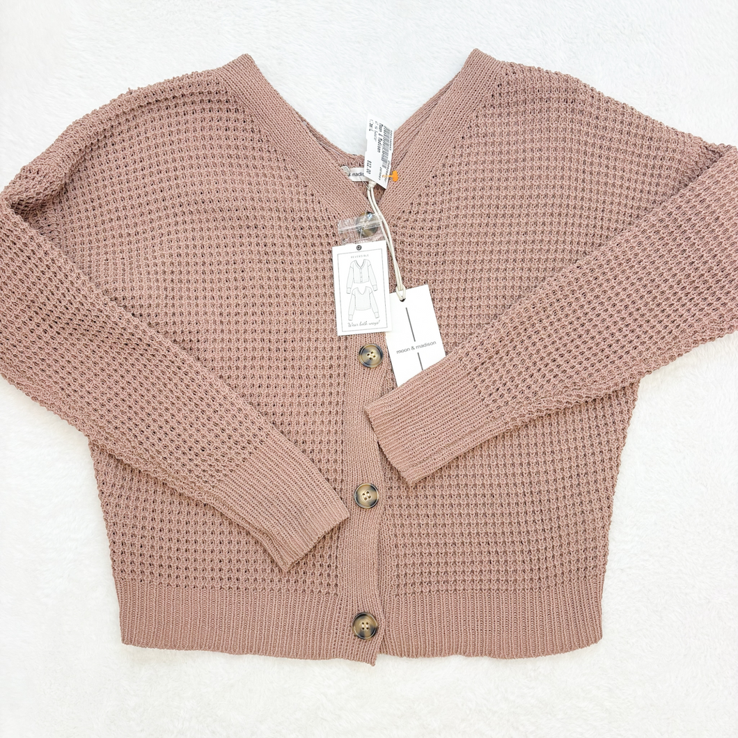 Moon & Madison Sweater Size Large P0488