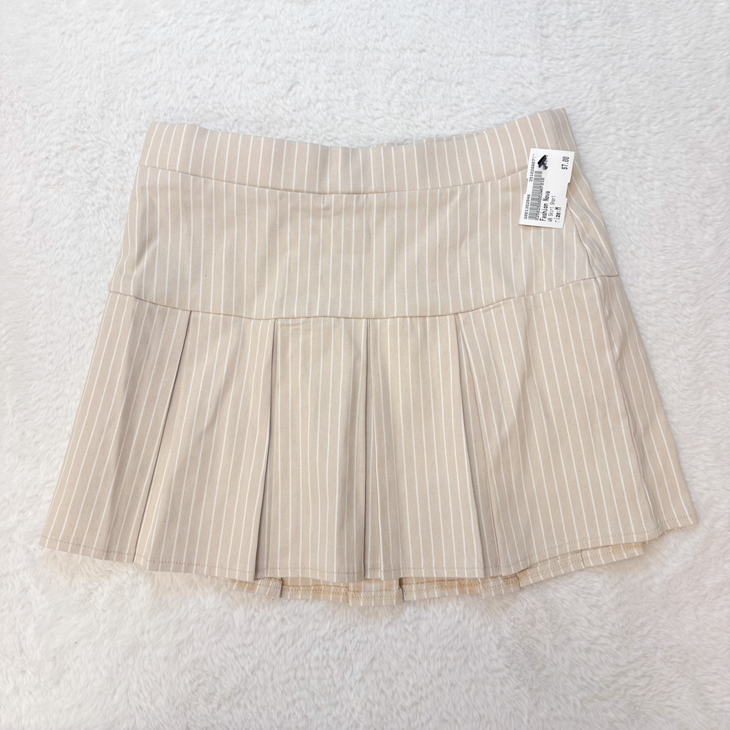 Fashion Nova Short Skirt Size Medium P0453