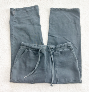 C&C California Pants Size Medium P0469